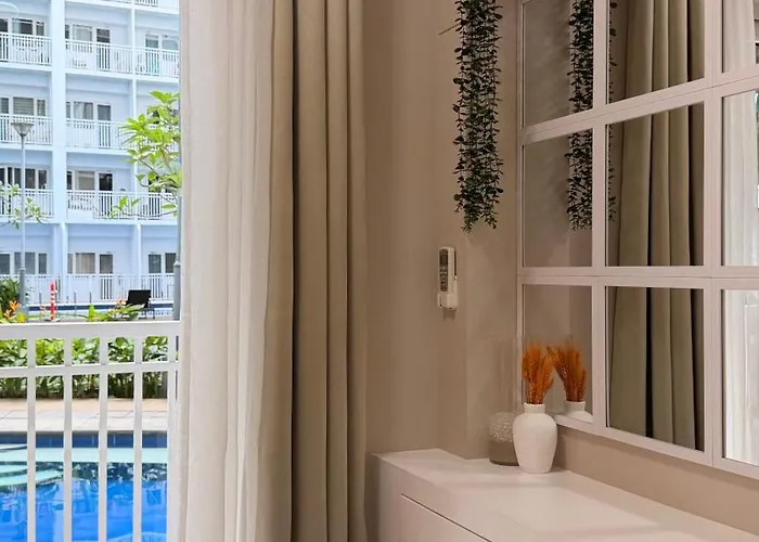 Direct Access To Pool Gk 5* Manila